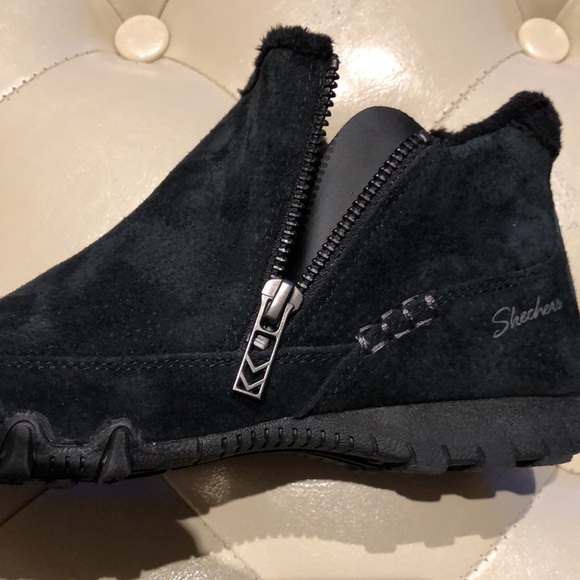 Sketchers black suede booties size 8 - Picture 10 of 12